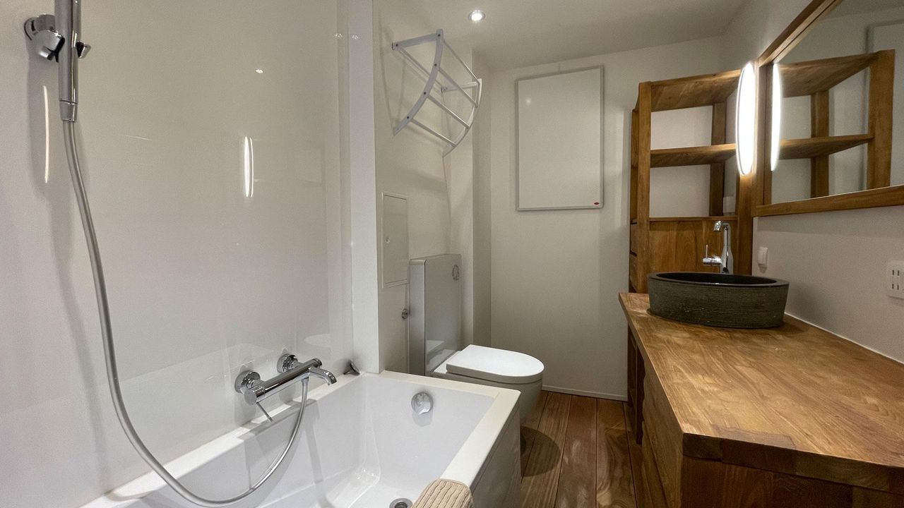 Apartment 5n Apartment 5n